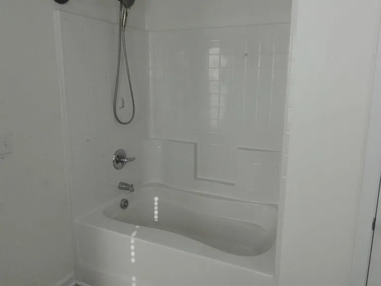 2790 Prince Charles Ct — Photo 15