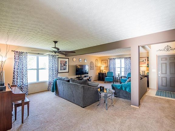 4th image of 5961 Aquamarine Dr