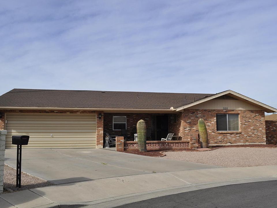 1st image of 928 S Pico Cir