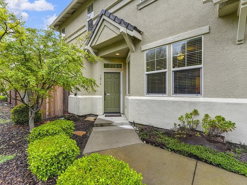 1st image of 1812 Illinois Way #46