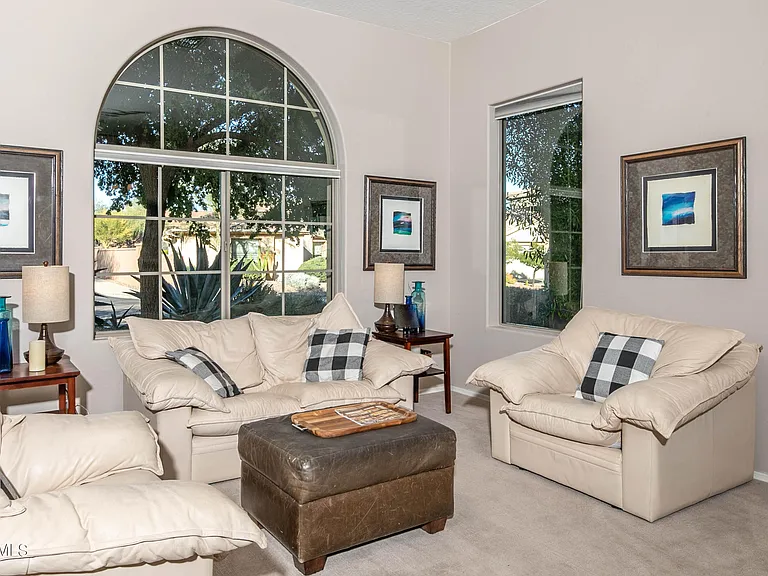 1537 W Spirit Dr — Photo 4