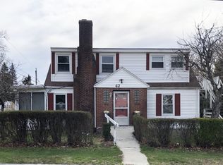 42 Calumet Ave, Worcester, MA 01606