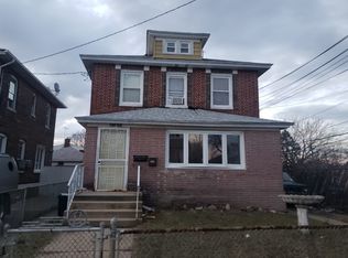 13602 241st St, Rosedale, NY 11422