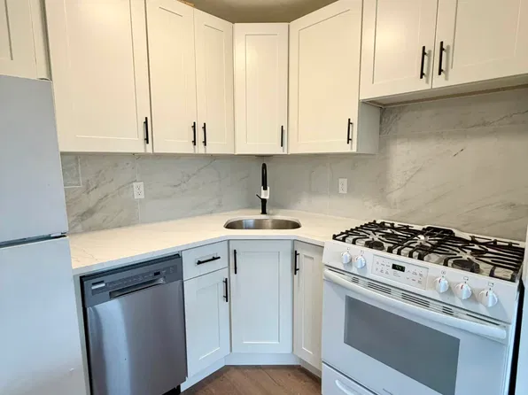 471 18th Street #2E, photo 4