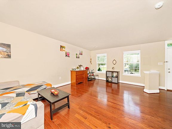 5th image of 22619 Sweetspire Dr