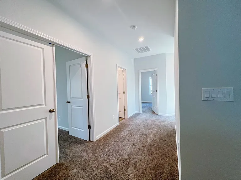2475 Whistler Way NE — Photo 16