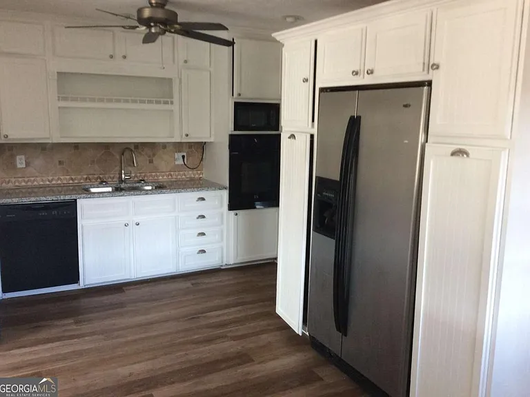 80 Homestead Pl — Photo 6