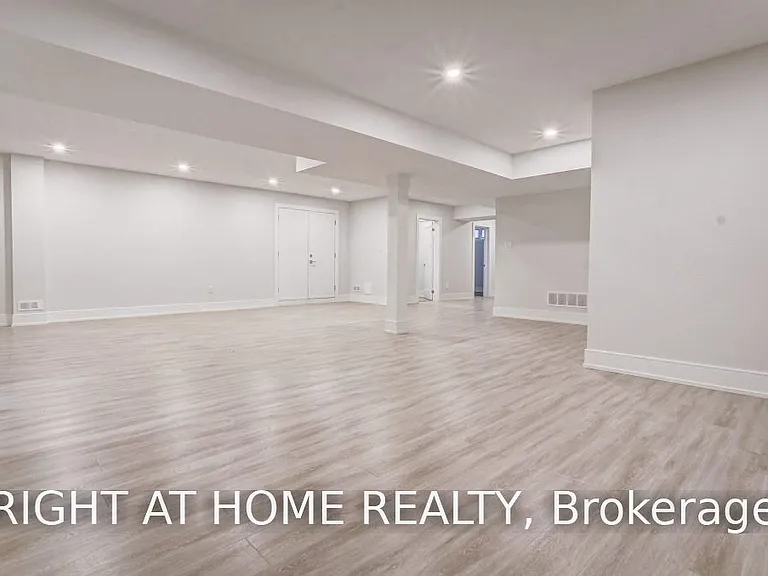 1165 Pinegrove Rd — Photo 16