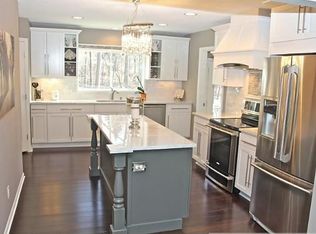 6805 Normandale Rd, Edina, MN 55435