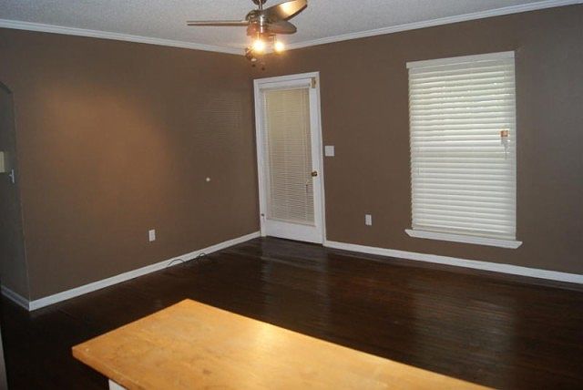1st image of 105 Hatlin Dr