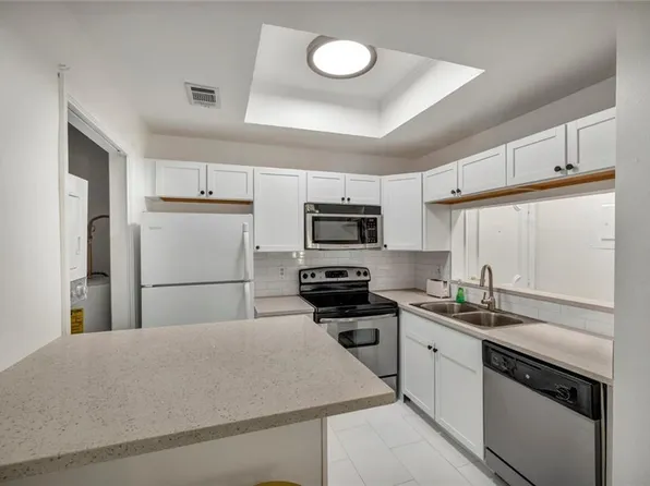 806 W 24th St, Austin, TX 78705