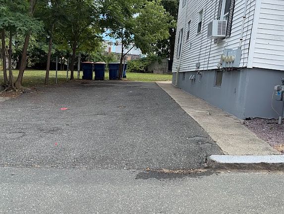 2nd image of 98 Austin St APT 1