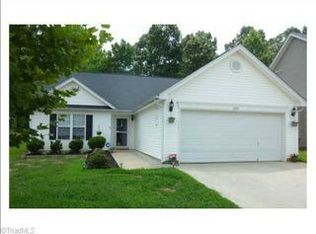 3619 Sherbourne Ln, Greensboro, NC 27405