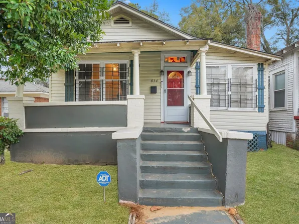 814 W 39th St, Savannah, GA 31415