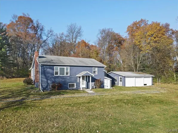 600 Dettmer Ln, Northampton, PA 18067