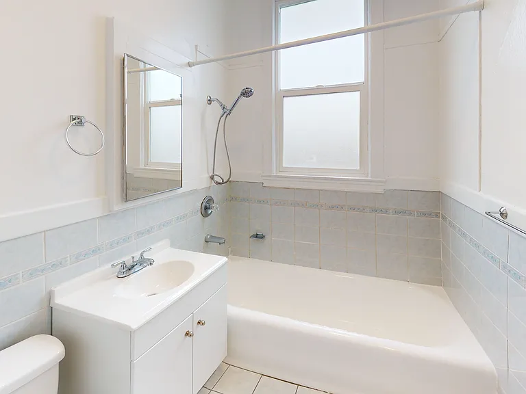 2945 Van Ness Ave #10 — Photo 14
