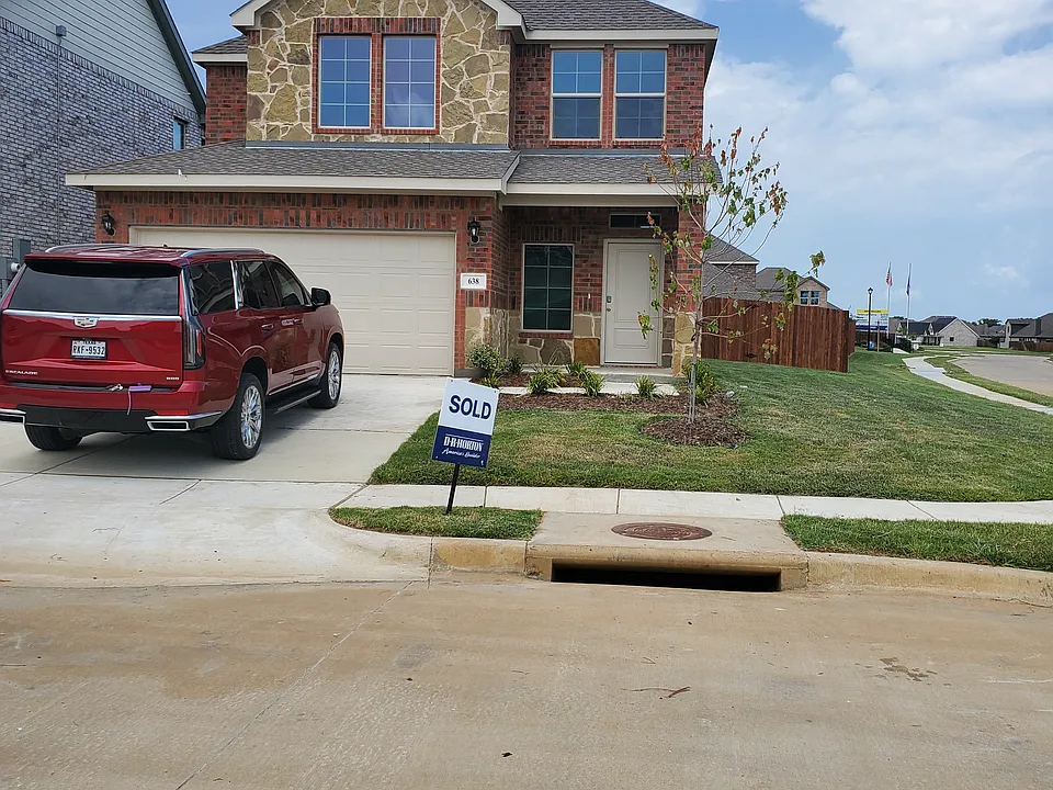 638 Ruthye Ln