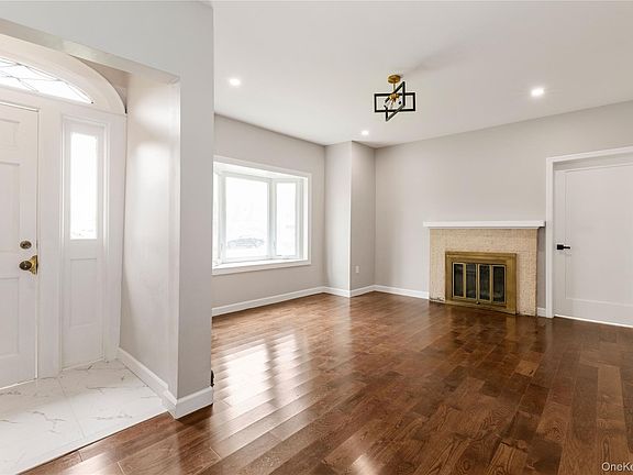 5th image of 8492 Homelawn Street