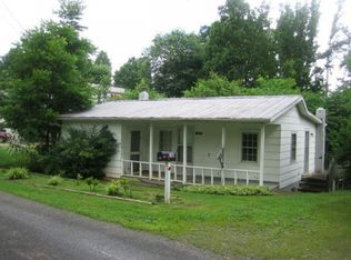 740 Reservoir Rd, Marion, NC 28752