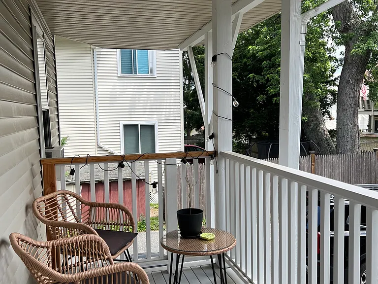 52 Mount Vernon St — Photo 14
