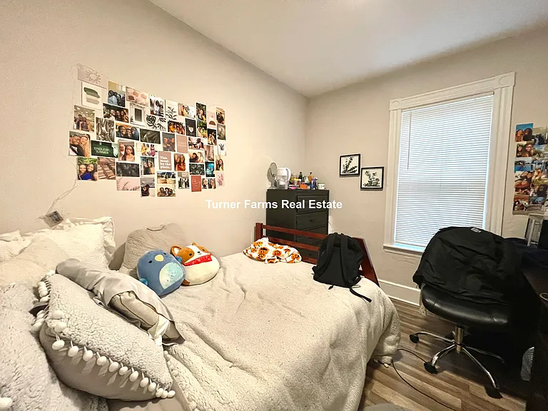 45 Crescent Ave #1R — Photo 17