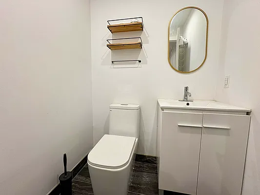 Rented by ERNY LLC | media 11