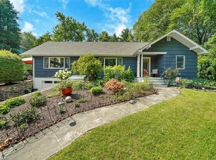 150 Lakes Rd, Monroe, NY 10950