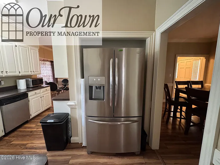 2906 Brentwood Dr N — Photo 15