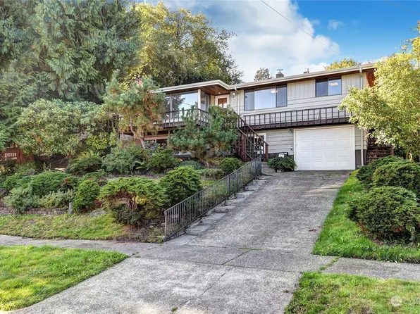 9909 Arrowsmith Avenue S, Seattle, WA 98118