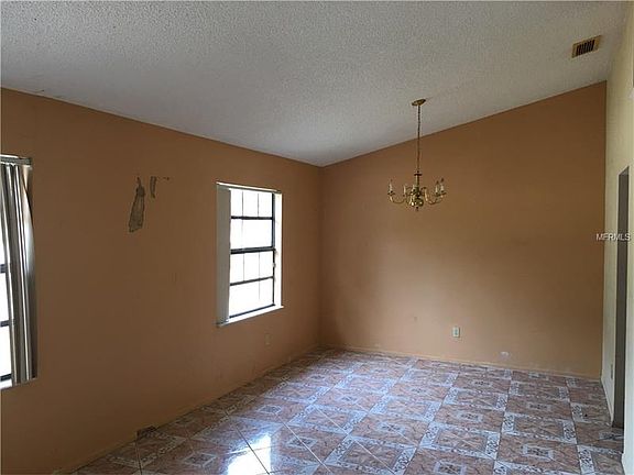 2nd image of 5949 Shore Breeze Ln