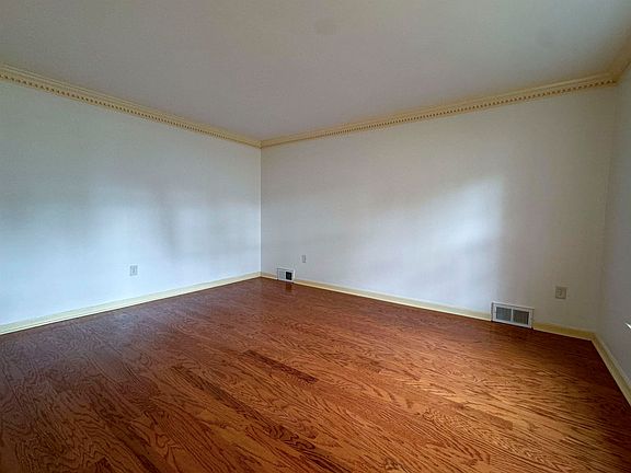 4th image of 6930 Stillbrook Dr