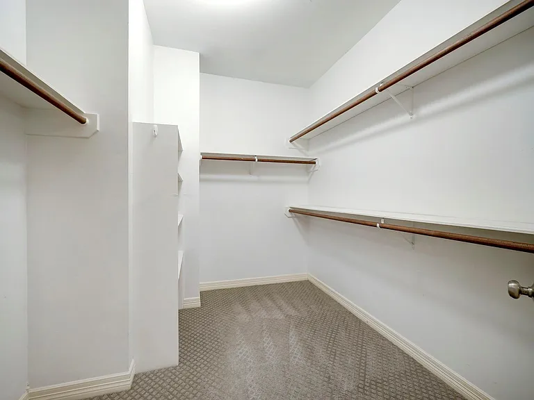 4120 University Blvd — Photo 16