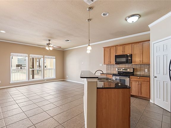 3rd image of 14878 Granada Dr APT 203