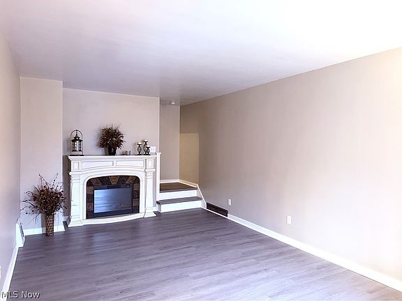 2nd image of 1209 Courtland Rd