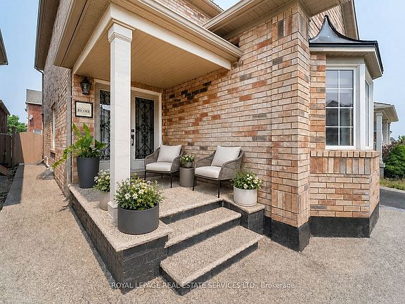 3rd image of 243 McDougall Cross