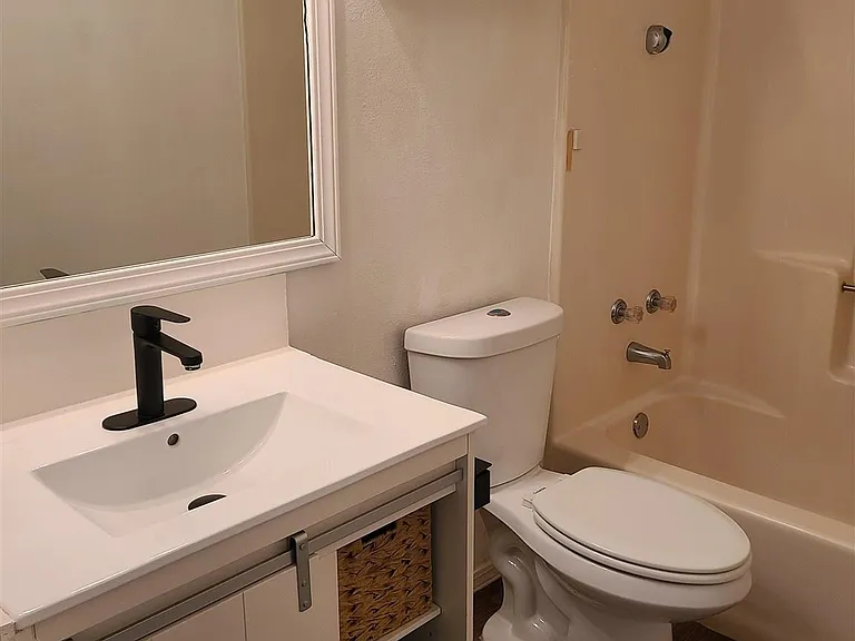 9024 Caribbean Dr — Photo 11