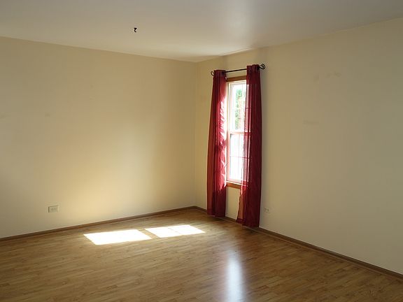 3rd image of 4303 Glenlo Dr