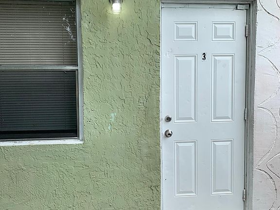 5th image of 728 Truman Ave #3