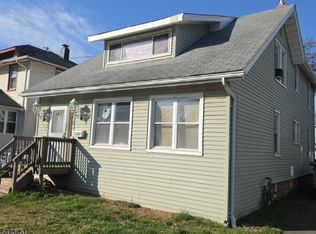 427 Robins St, Roselle, NJ
