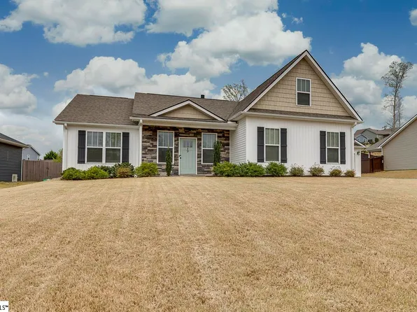 9 Judge Looper Ct, Travelers Rest, SC 29690