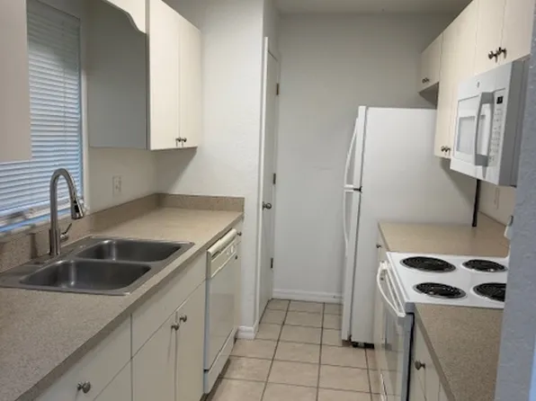 11322 S East 55th Avenue Road 2402, Belleview, FL