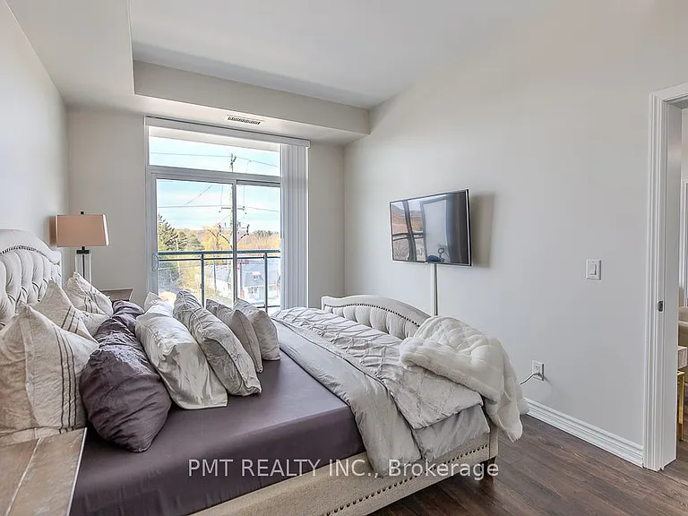 11611 Yonge St #516 — Photo 10