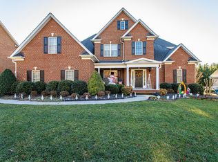 9642 Valley Woods Ln, Knoxville, TN 37922