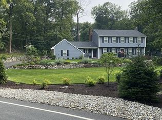 18 The Crossway, Kinnelon, NJ 07405