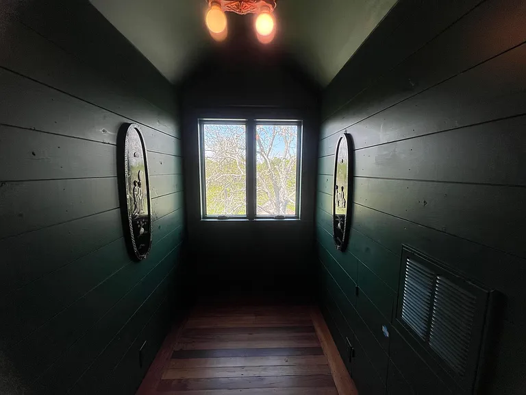 618 Bayridge Rd — Photo 32