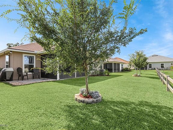 4th image of 94067 Woodbrier Cir