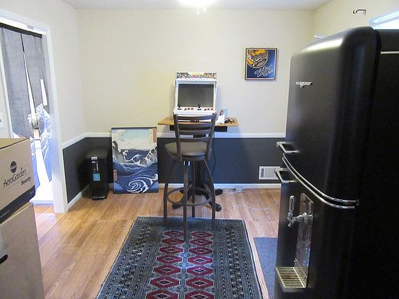 5th image of 1119 Brookwood Dr