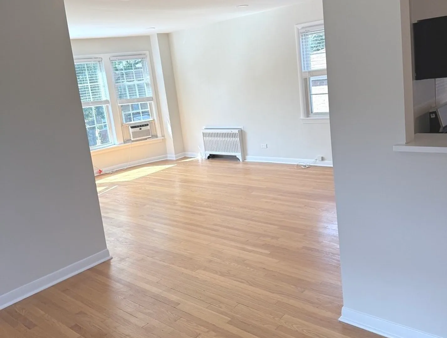 2 bed, $2,000 — Photo 3