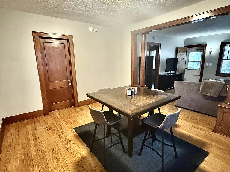 941 McReynolds Ave NW #1 — Photo 5