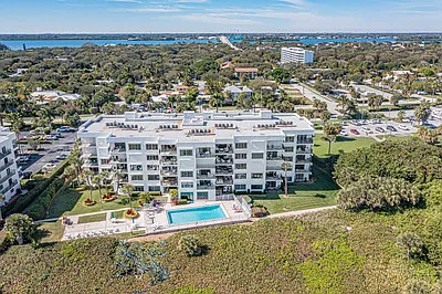 1700 Ocean Dr #302V — Photo 35